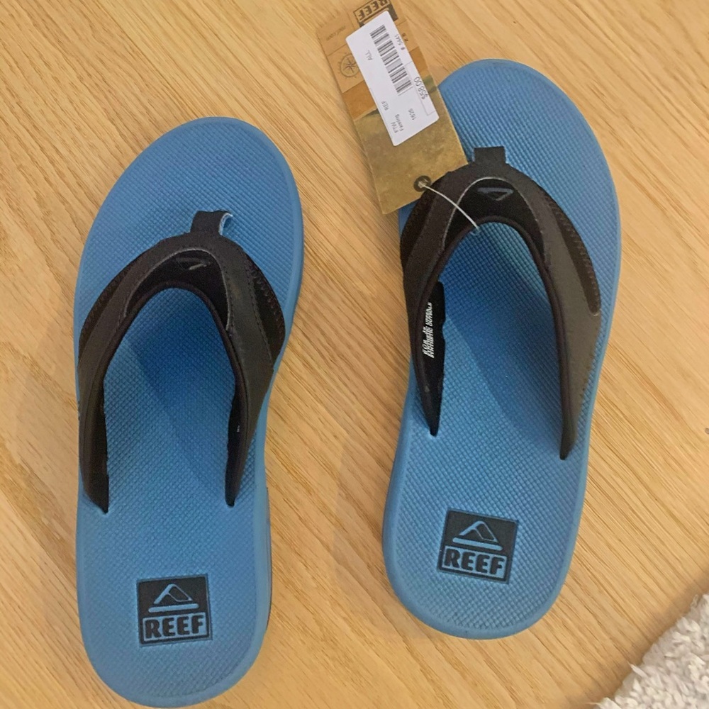 reef steel blue flipflops for boys